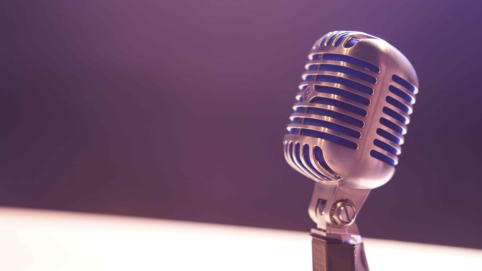 microphone open mic night